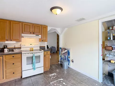 17609 Bathurst Ave, Spring Hill, FL 34610 photo 15