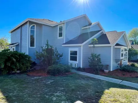 275 Mango Dr, Davenport, FL 33897