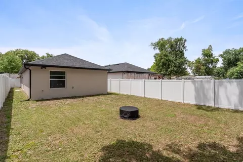 Exterior - 1967 Virginia Ave, Eustis, FL 32726 photo 4 of 5