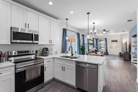 Kitchen - 1967 Virginia Ave, Eustis, FL 32726 photo 1 of 3