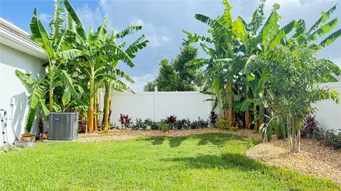 Exterior - 1719 Hawksbill Ln, Saint Cloud, FL 34771 photo 8 of 10