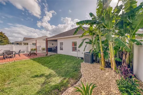 Exterior - 1719 Hawksbill Ln, Saint Cloud, FL 34771 photo 9 of 10