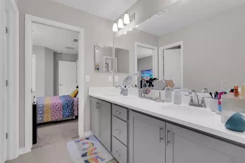 Bath - 5533 Vigo Loop, Saint Cloud, FL 34771 photo 3 of 5