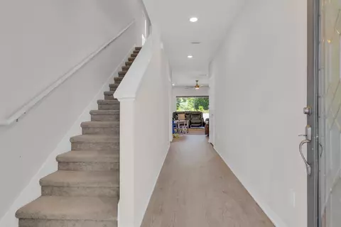 Entry Way - 5533 Vigo Loop, Saint Cloud, FL 34771 photo 1 of 8