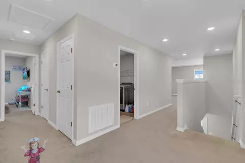 Entry Way - 5533 Vigo Loop, Saint Cloud, FL 34771 photo 6 of 8