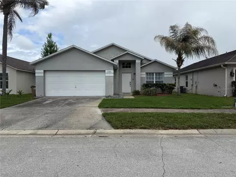 1122 Clear Creek Cir, Clermont, FL 34714