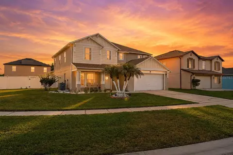 831 Neptune Pointe Ln, Kissimmee, FL 34744