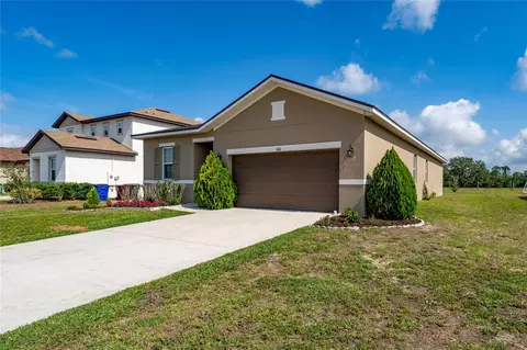 Exterior - 5610 Western Sun Dr, Saint Cloud, FL 34771 photo 2 of 8