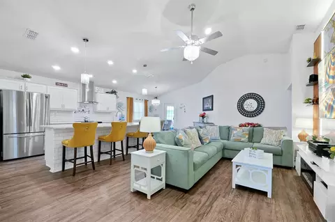 Living - 4055 Ruby Run, Haines City, FL 33844 photo 3 of 3