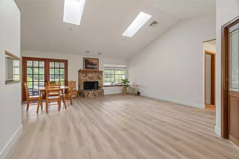 Living - 20 Macon Way, Saint Cloud, FL 34769 photo 1 of 3
