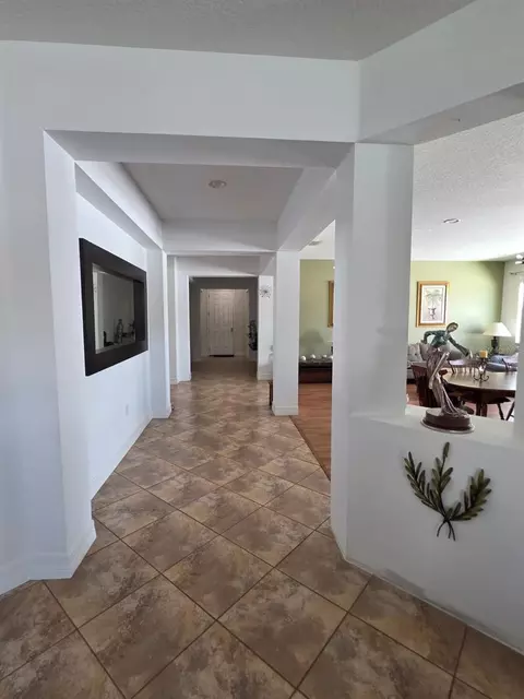 Entry Way - 3514 Pintail Ln, Saint Cloud, FL 34772 photo 5 of 7