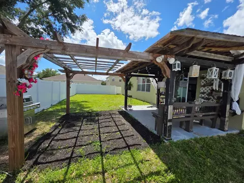 Exterior - 3514 Pintail Ln, Saint Cloud, FL 34772 photo 5 of 7