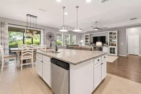 Kitchen - 2948 Foxtail Bnd, Ocoee, FL 34761 photo 2 of 4