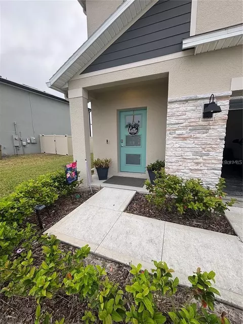 Exterior - 464 Talisi Loop, Saint Cloud, FL 34771 photo 3 of 8