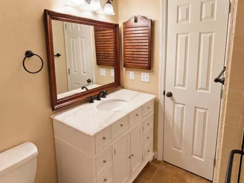 Bath - 2234 W Maple Ter, Saint Cloud, FL 34771 photo 4 of 4