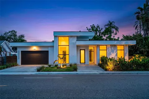 2441 Webber St, Sarasota, FL 34239