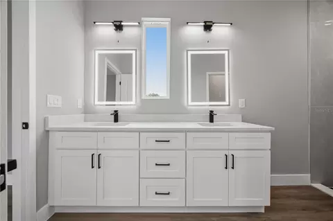Bath - 2122 River Hawk Loop, Winter Haven, FL 33880 photo 2 of 3