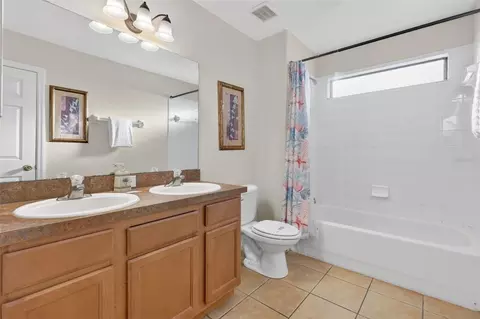 Bath - 126 Summer Place Loop, Clermont, FL 34714 photo 3 of 3