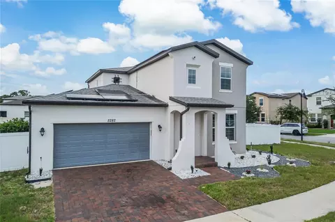 Exterior - 5282 Pavia Dr, Saint Cloud, FL 34771 photo 2 of 6