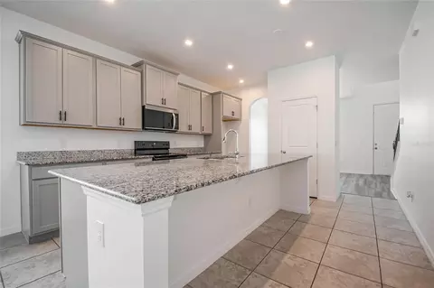 Entry Way - 5282 Pavia Dr, Saint Cloud, FL 34771 photo 2 of 15
