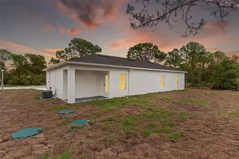 Exterior - 108 Oxbow Dr, Sebring, FL 33876 photo 9 of 11
