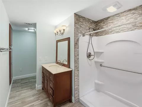 Bath - 2955 Godwin Rd, Saint Cloud, FL 34772 photo 1 of 4