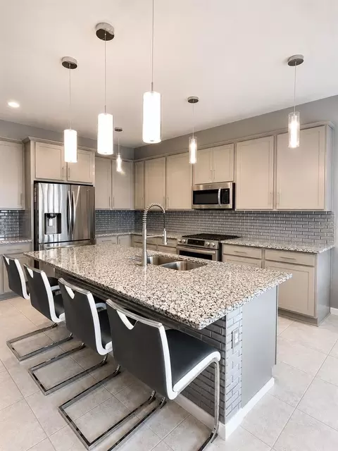 Kitchen - 4362 Southern Vista Loop, Saint Cloud, FL 34772 photo 1 of 2