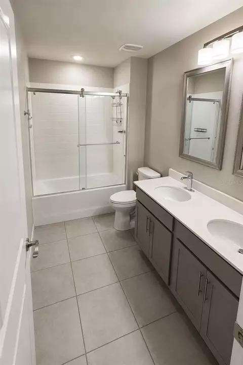 Bath - 4362 Southern Vista Loop, Saint Cloud, FL 34772 photo 2 of 4