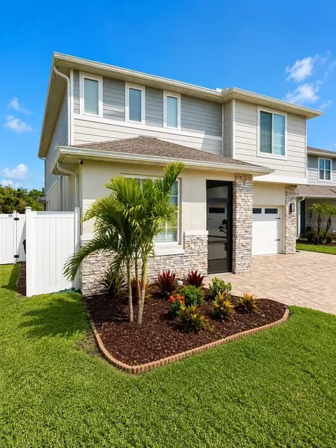 Exterior - 4362 Southern Vista Loop, Saint Cloud, FL 34772 photo 2 of 6