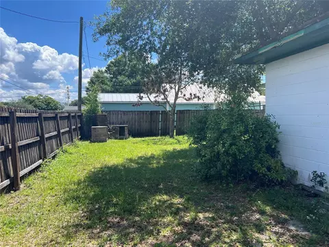 Exterior - 218 10th St, Saint Cloud, FL 34769 photo 3 of 5