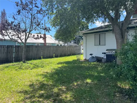 Exterior - 218 10th St, Saint Cloud, FL 34769 photo 4 of 5