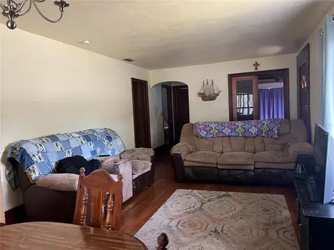 Living - 218 10th St, Saint Cloud, FL 34769 photo 3 of 3
