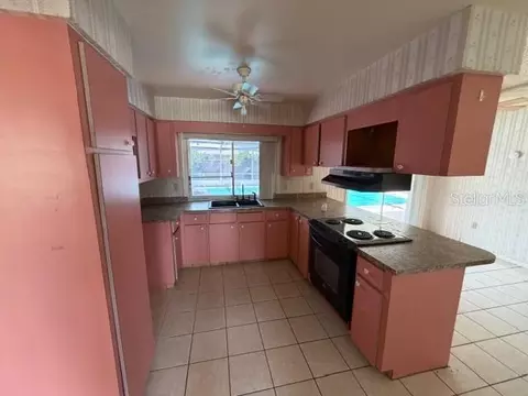 Kitchen - 1105 Gause Ave, Bartow, FL 33830 photo 1 of 2