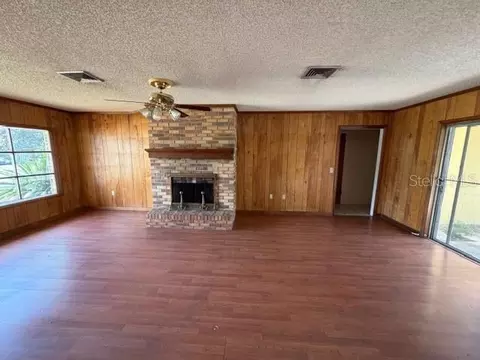 Living - 1105 Gause Ave, Bartow, FL 33830 photo 1 of 3