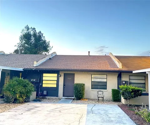 2165 Castle Pt #2165, Winter Haven, FL 33880