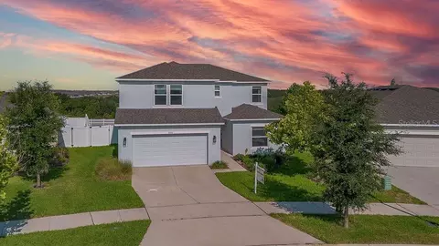 1033 Calico Pointe Cir, Groveland, FL 34736