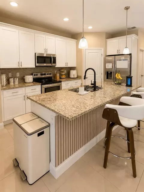 Kitchen - 6370 Bennett Ct, Saint Cloud, FL 34771 photo 1 of 2