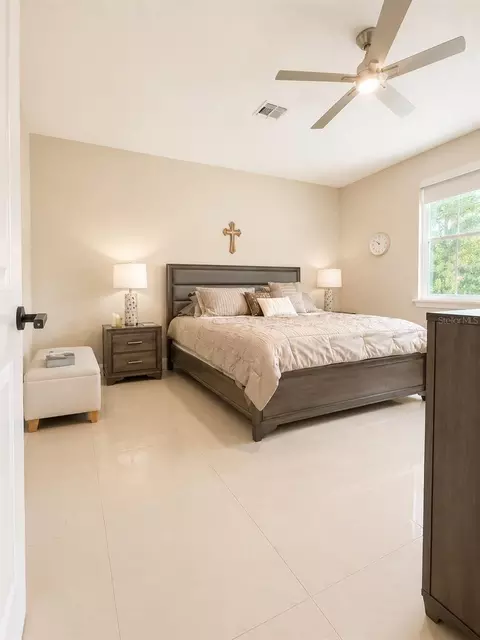 Bedroom - 6370 Bennett Ct, Saint Cloud, FL 34771 photo 5 of 5