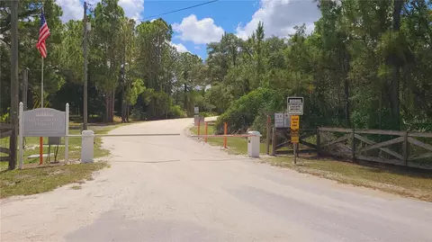 2575 Bear Run S, Frostproof, FL 33843 photo 17