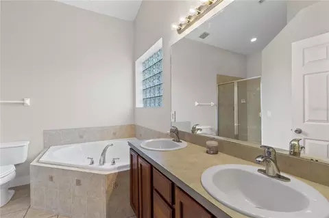 Bath - 4924 Raylene Way, Saint Cloud, FL 34771 photo 1 of 2