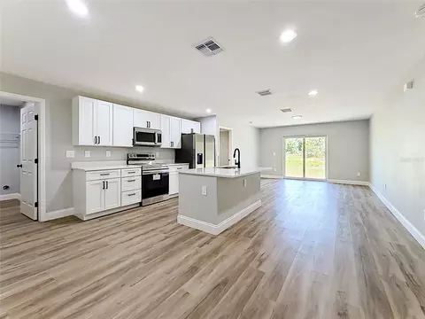 Kitchen - 6 Cedar Trace Ct, Ocala, FL 34472 photo 1 of 4