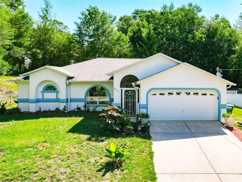 8461 N Titleist Dr, Citrus Springs, FL 34434