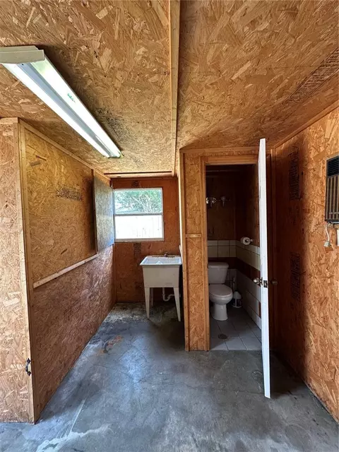 Bath - 606 New York Ave #NEW YORK AVE, Saint Cloud, FL 34769 photo 4 of 4