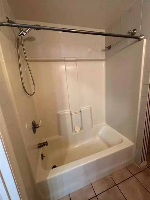 Bath - 606 New York Ave #NEW YORK AVE, Saint Cloud, FL 34769 photo 2 of 4