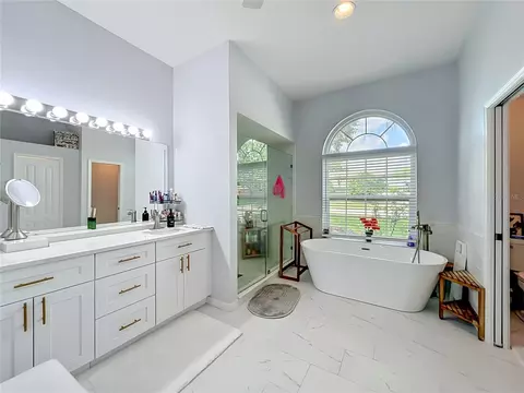 Bath - 909 Grovesmere Loop, Ocoee, FL 34761 photo 2 of 7