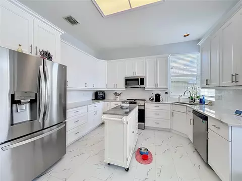 Kitchen - 909 Grovesmere Loop, Ocoee, FL 34761 photo 1 of 5