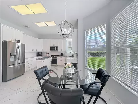Kitchen - 909 Grovesmere Loop, Ocoee, FL 34761 photo 5 of 5