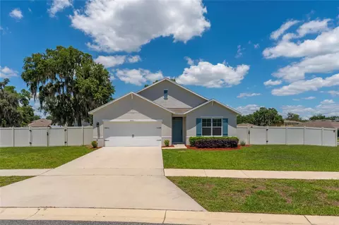 10511 Burlwood Dr, Leesburg, FL 34788