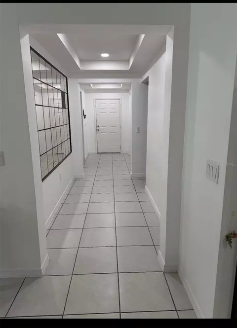 Entry Way - 507 Pinecrest Loop, Davenport, FL 33837 photo 2 of 2