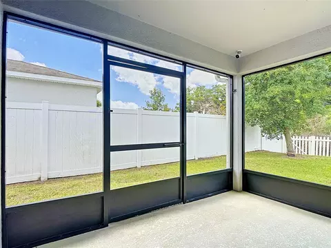 Exterior - 3040 Lakes Crest Ave, Saint Cloud, FL 34772 photo 5 of 6